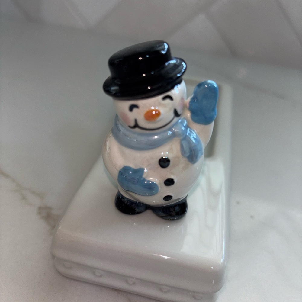 Nora Fleming Frosty Pal Mini Snowman Blue Ceramic Platter Charm Winter A172